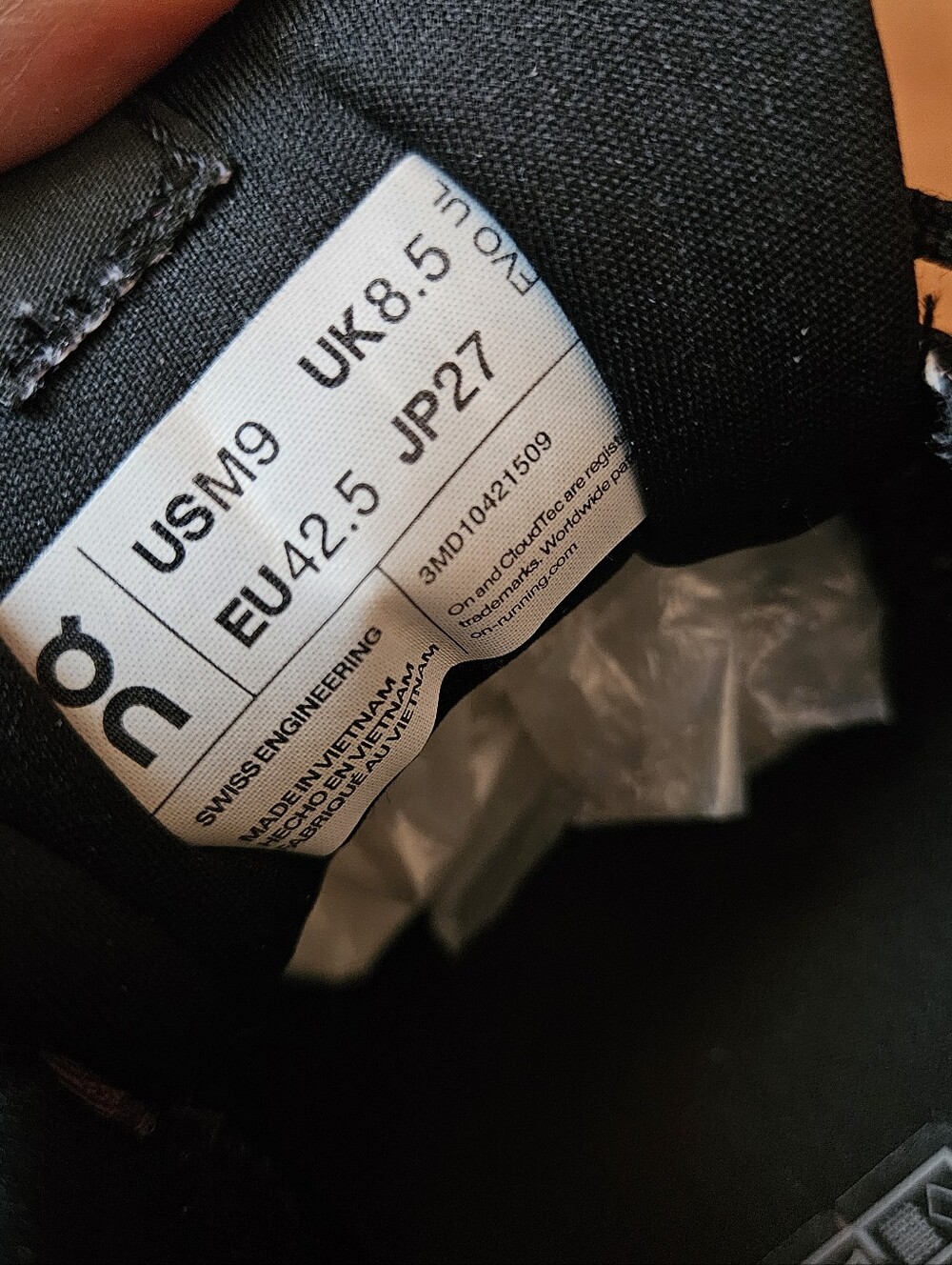 Men's On Cloudsurfer Running Shoe  Size 9M - Picture 9 of 9
